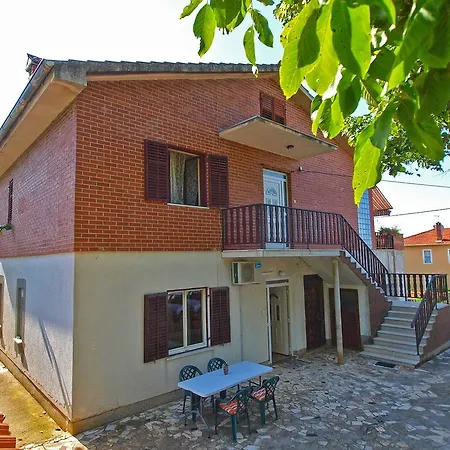 Marija 1157 *